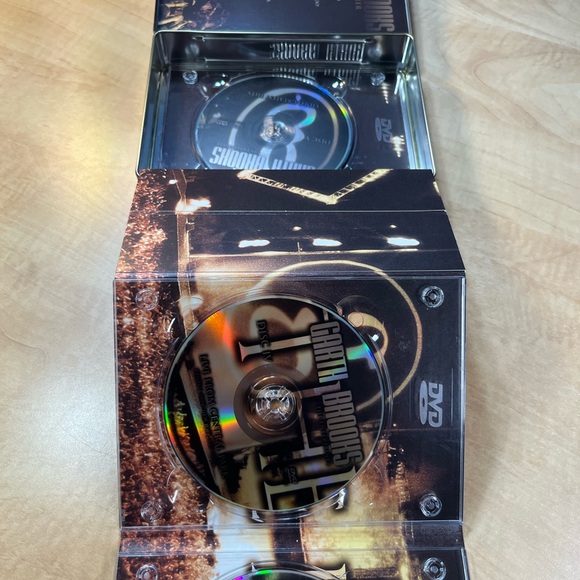 Garth Brooks - The Entertainer - 5 DVD Box Set - Picture 6 of 8